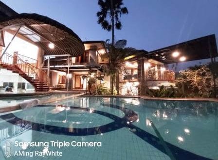sewa villa lembang kolam renang di Lembang Bandung